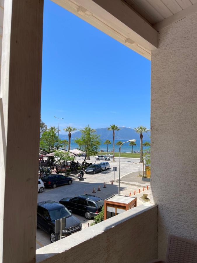 Noi Sea View Studio Vlorë Buitenkant foto